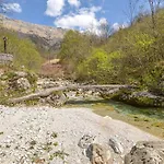 1 Bedroom Beautiful In *