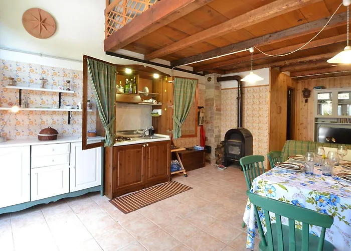 Nyaraló 1 Bedroom Beautiful In