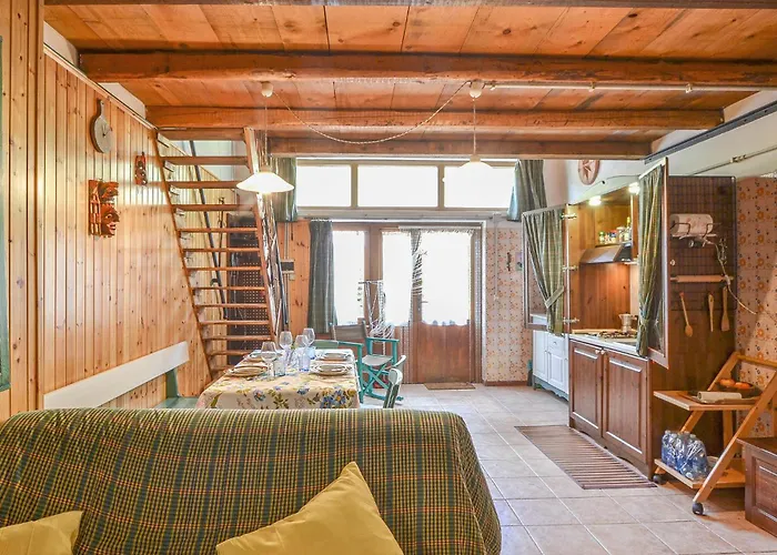 1 Bedroom Beautiful In *